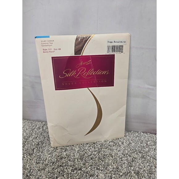 NOS Vintage Hanes Silk Reflections Sheer Collection 717 Size AB Barely There - Picture 1 of 7
